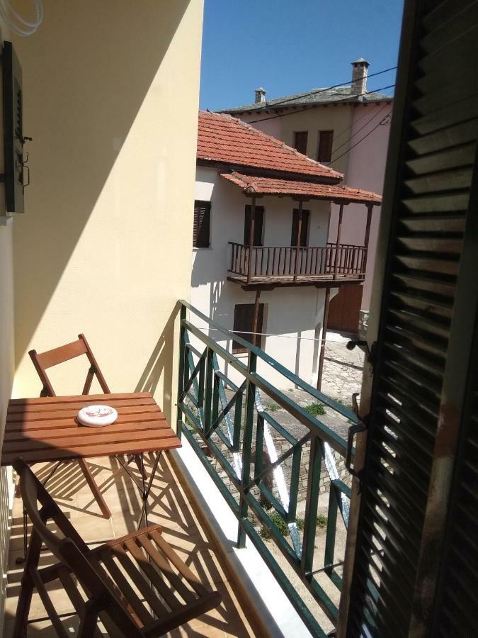 Karavos Hotel Portaria  Luaran gambar