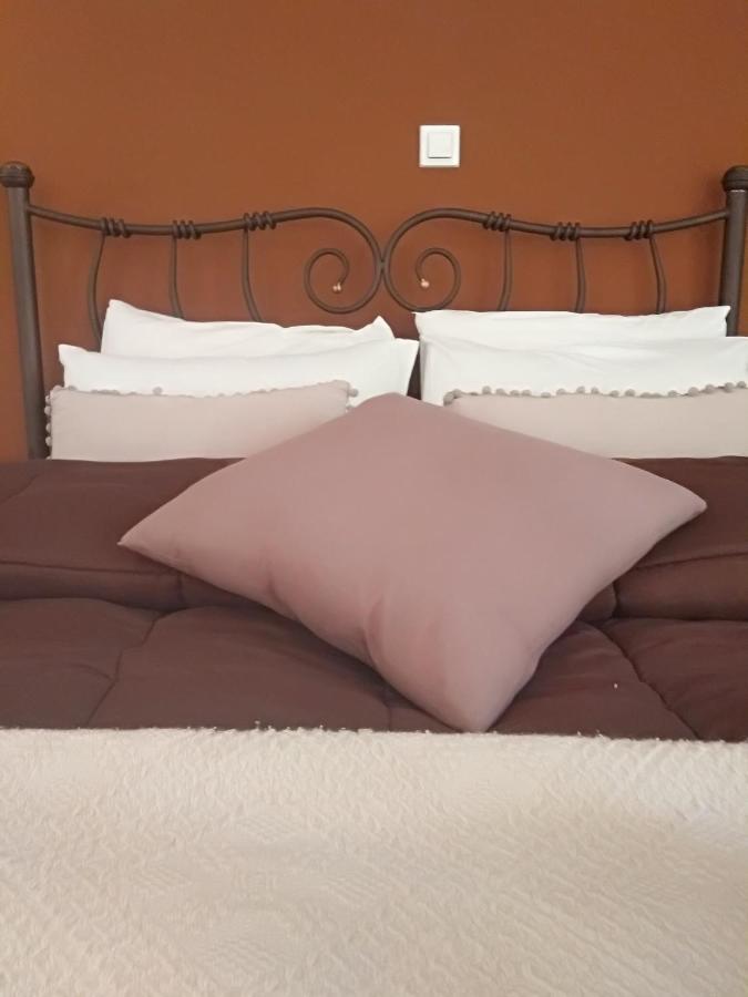 Karavos Hotel Portaria  Luaran gambar